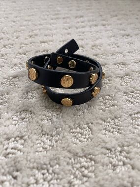 Authentic Tory Burch Black Leather Double Wrap Stud Bracelet w/ Gold Medallions
